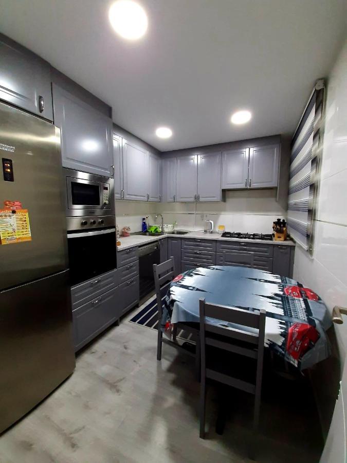 Nur Apartment Terrassa Kültér fotó